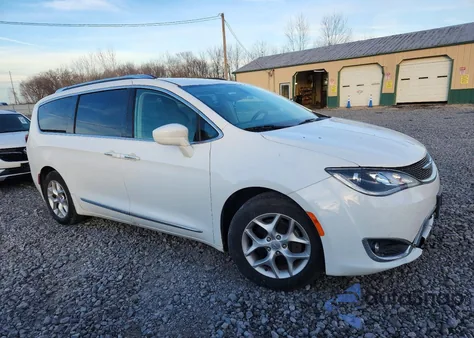 2018 Chrysler Pacifica Touring L z USA, uszkodzony, nr VIN 2C4RC1BG6JR310465